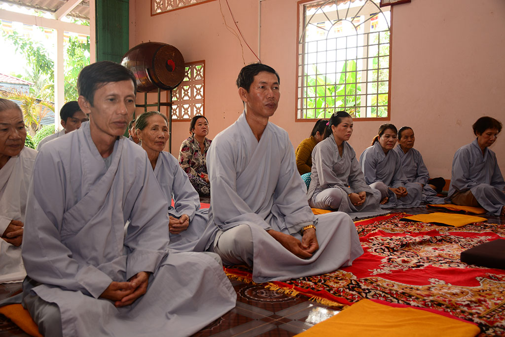 khai giang lop giao ly 11