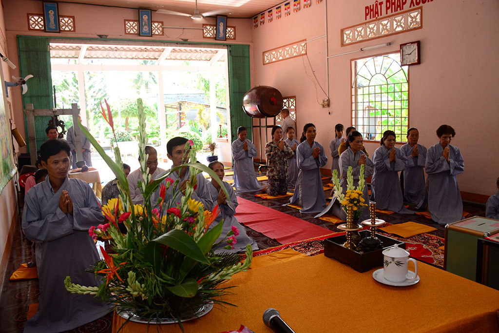 khai giang lop giao ly 23