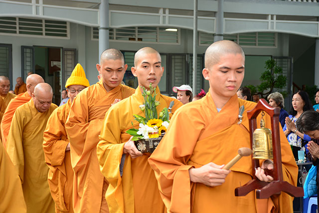 vu lan dang y 25